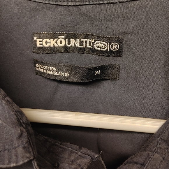 4 Shirt Bundle! - Picture 10 of 11